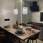 Relax House - Sumska Romanticni Sa Djakuzijem Semesterbostad *